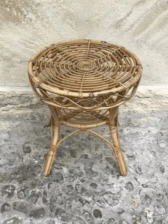 Vintage Bamboo Table - Classy Design